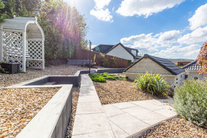 Photo 28- click for photo gallery